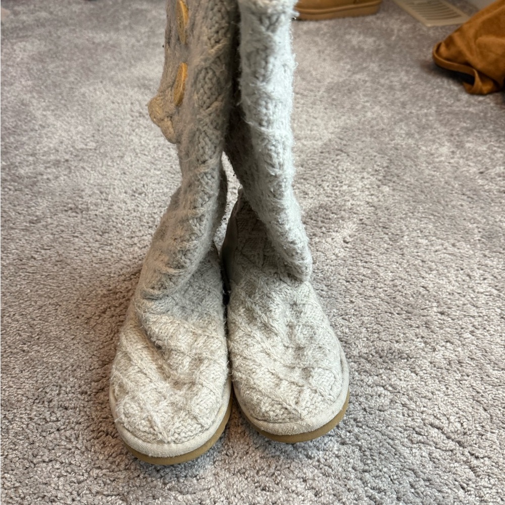 UGG Cream Cozy Slippers